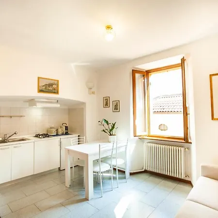 Renzo E Lucia Appartement Carate Urio